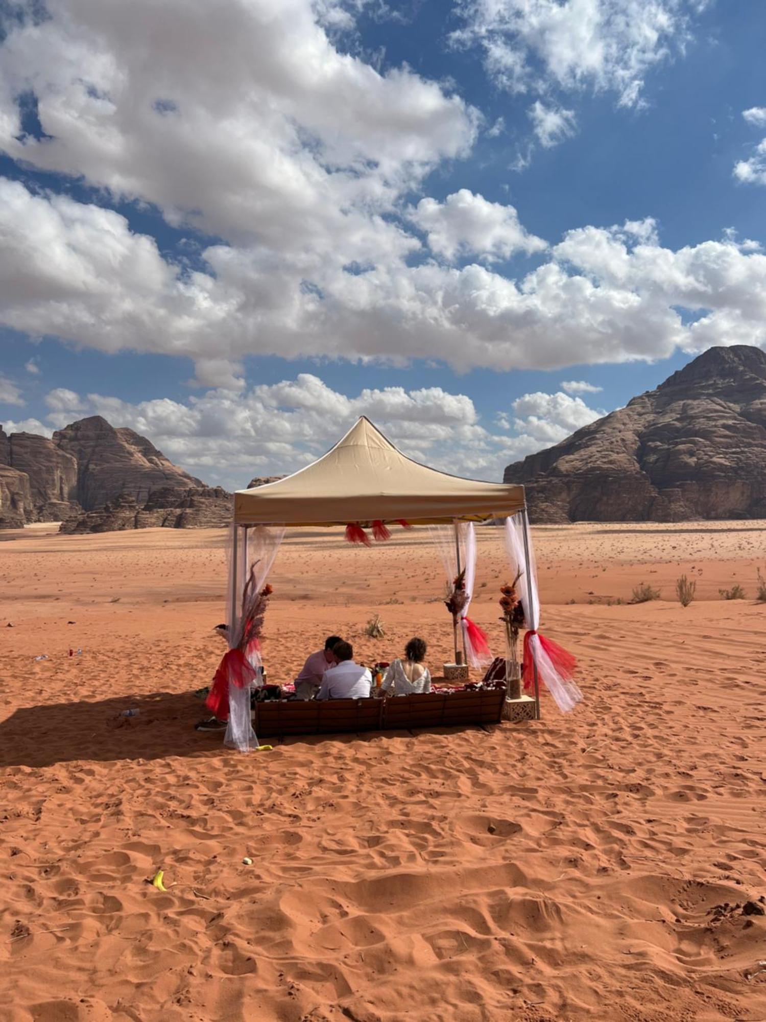Moon Magic Valley Lägenhet Wadi Rum Exteriör bild