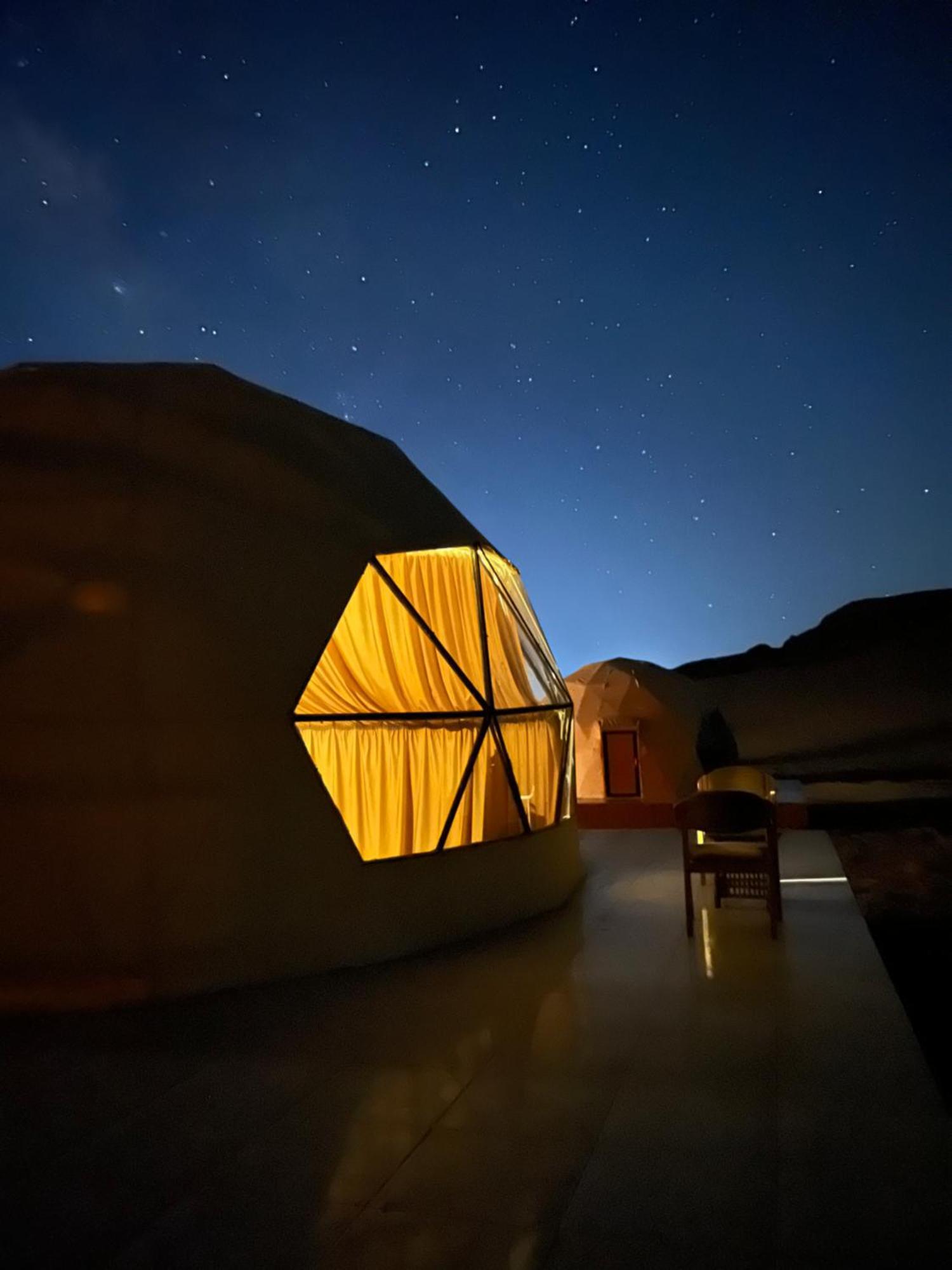 Moon Magic Valley Lägenhet Wadi Rum Exteriör bild