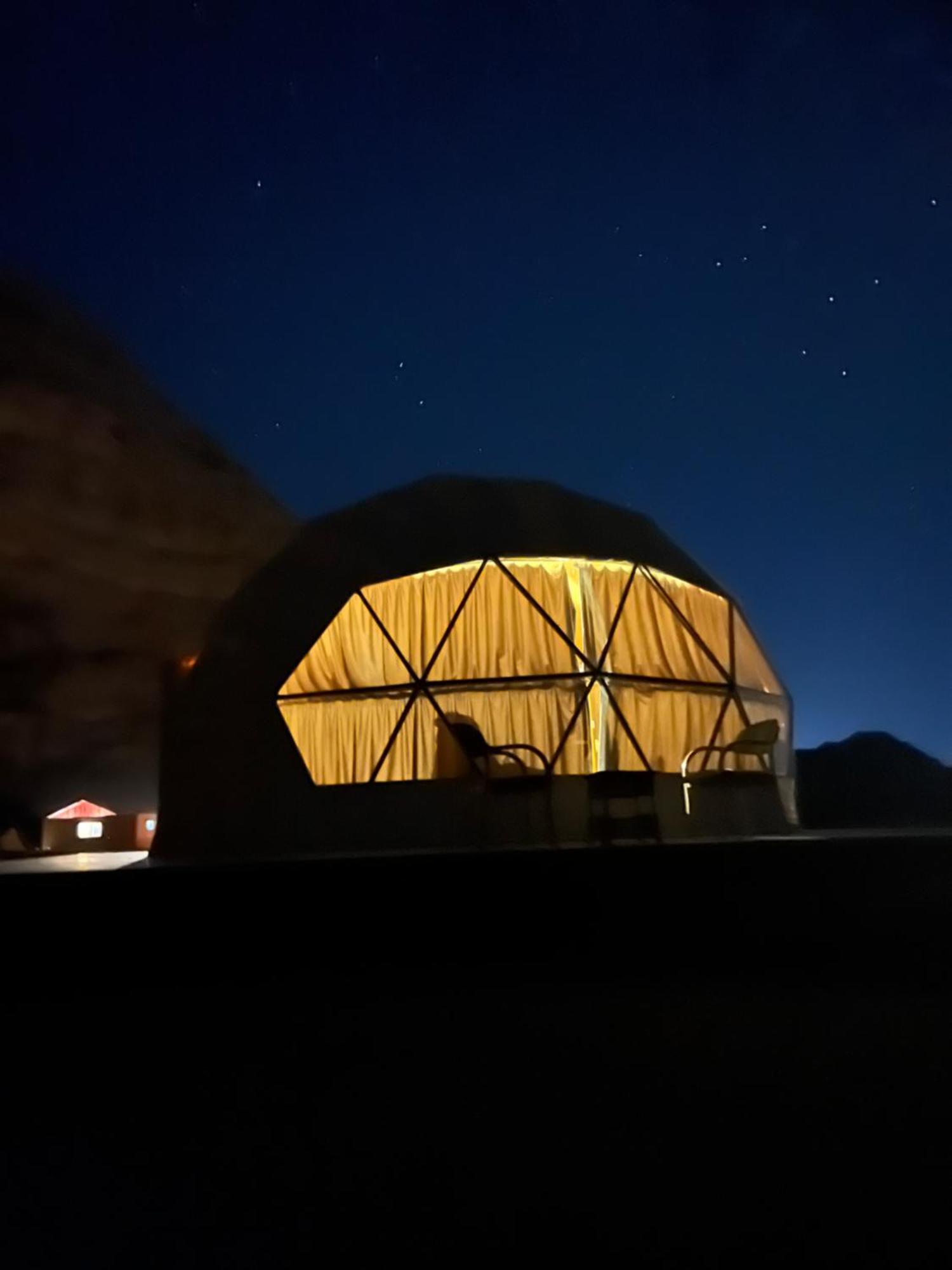 Moon Magic Valley Lägenhet Wadi Rum Exteriör bild
